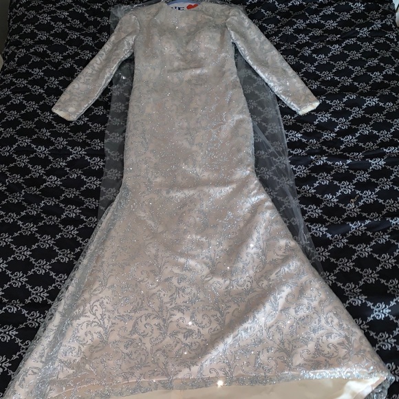 Prom/Wedding Mermaid Dress - Picture 2 of 6